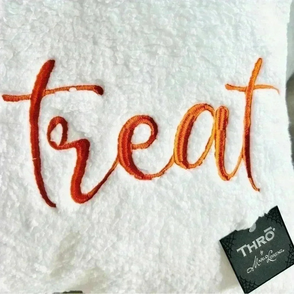 NEW TRICK OR TREAT - Beautiful Super Soft SHERPA Accent Pillow - Picture 2 of 6